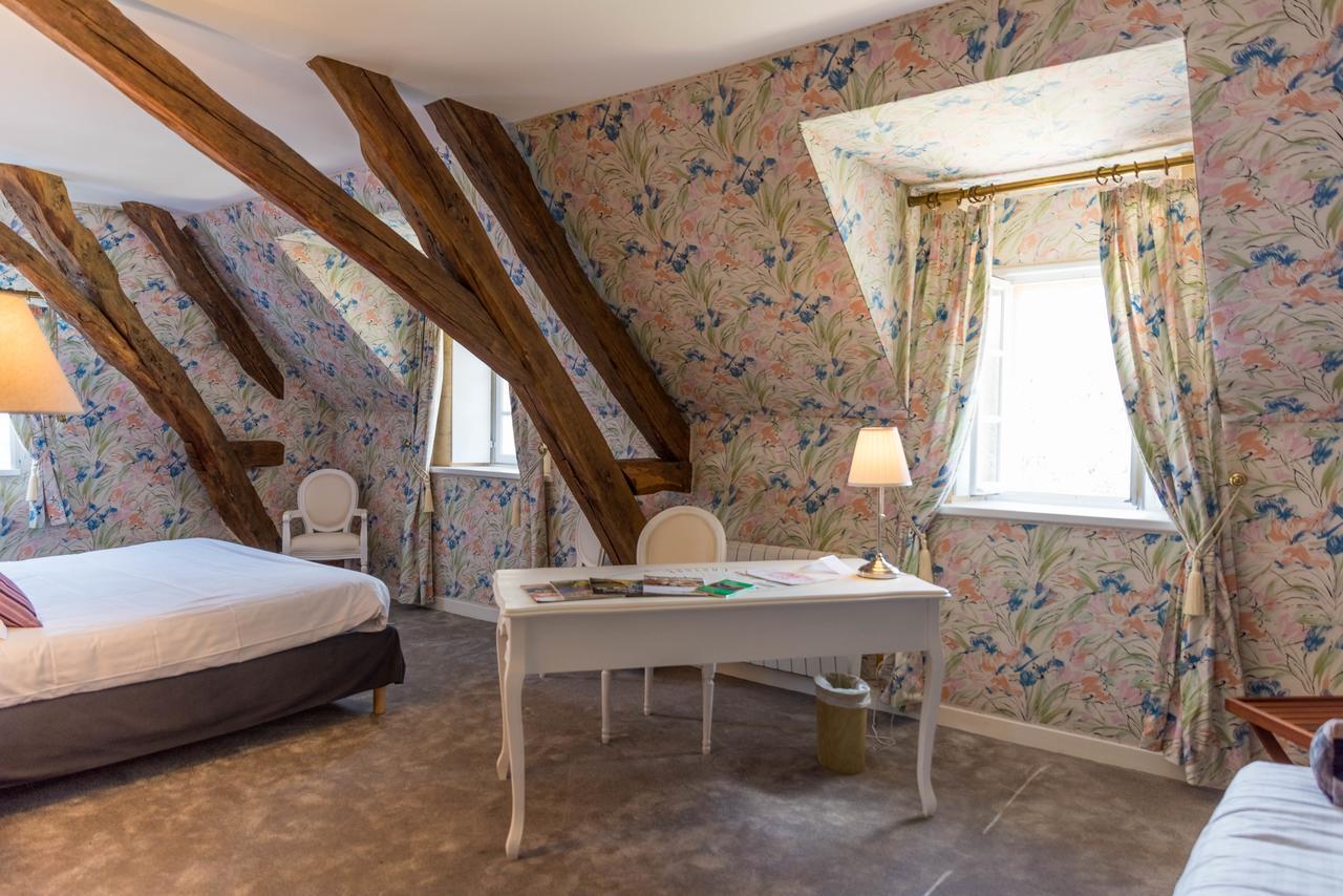 Holiday park Domaine De Puy Robert Lascaux - A 800m Grotte De Lascaux - Avec Piscine - Et Gites-appartements - Sarlat - Dordogne